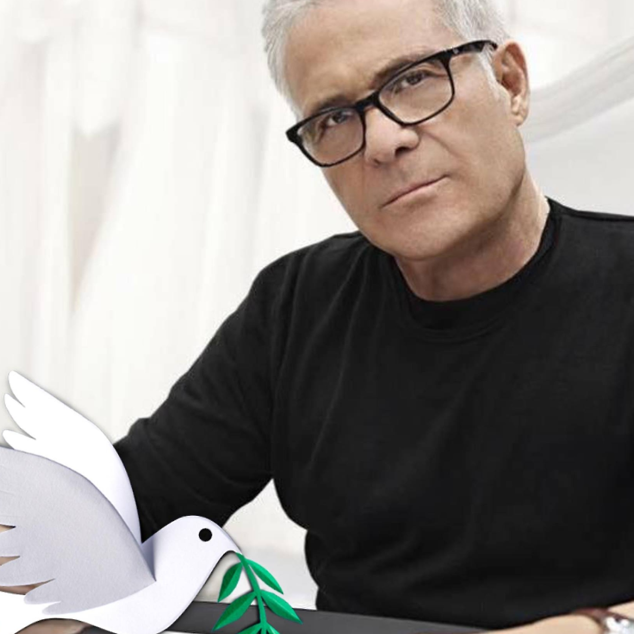 Carlo Pignatelli: «Ragazzi osate! Sono partito con una valigia di cartone adesso vesto le star»