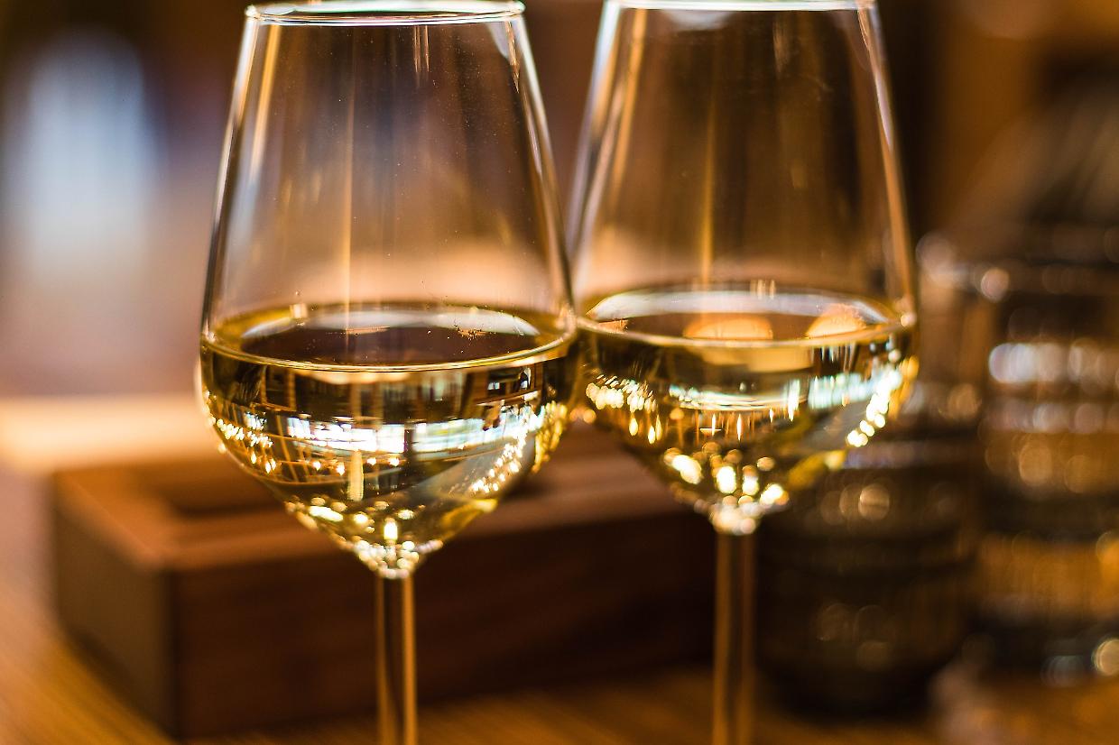 Un bicchiere, una destinazione: scoprite l'innovazione di Maracaibo Viaggi & Enoteca Valentino