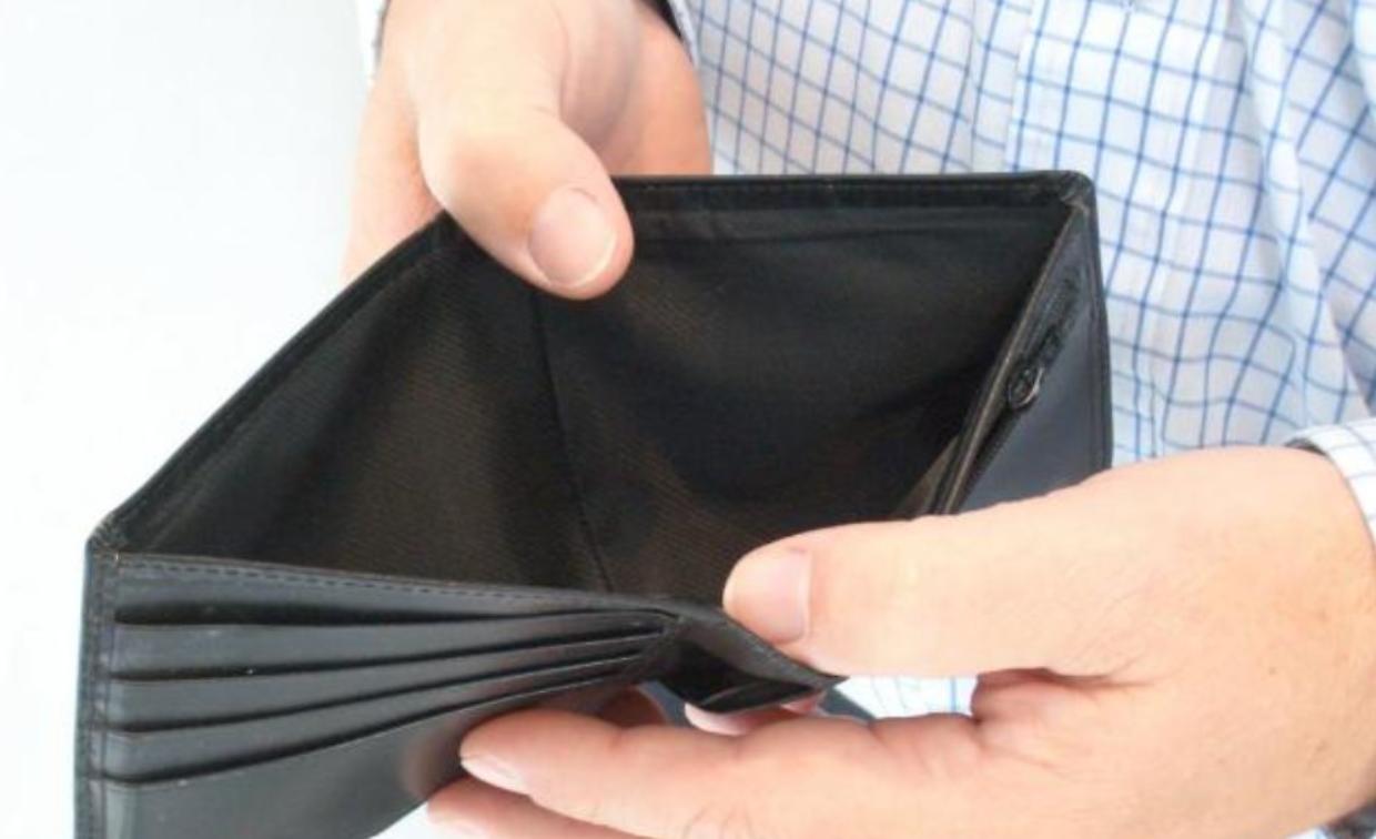 Guadagniamo meno di 30 anni fa: L'inflazione si mangia i salari (-7,3%)