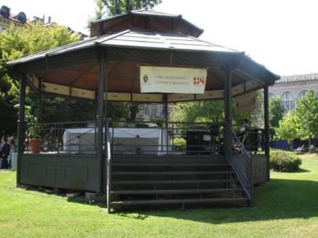 Il gazebo dei giardino Sambuy 