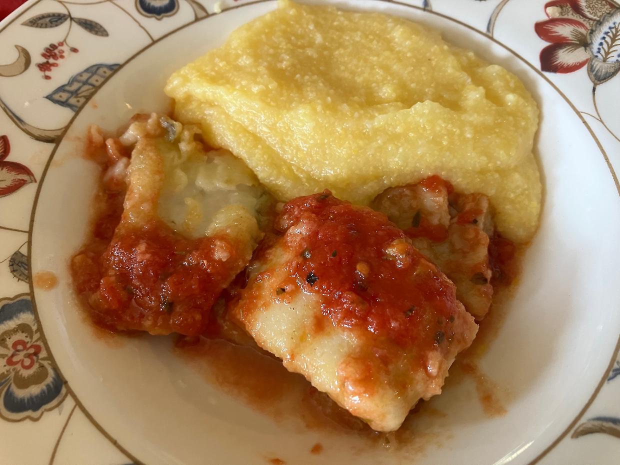 Polenta con baccalà in umidoChe mix con pomodoro o burro