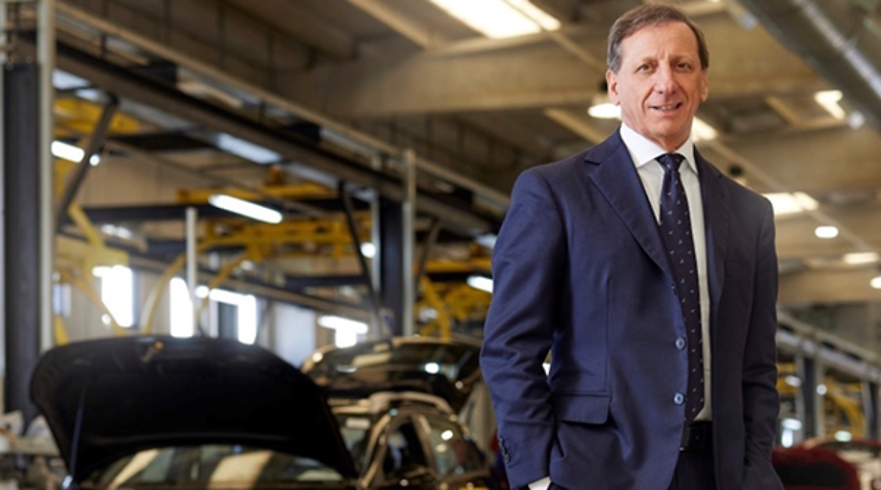 Da pilota a costruttore di Suv (cinesi) venduti al supermercato: chi è l'uomo che può comprare Maserati