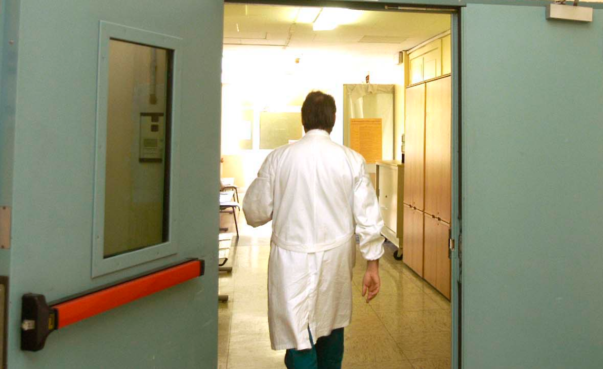 Prostata ingrossata, niente bisturi: per curarla si usa il vapore acqueo