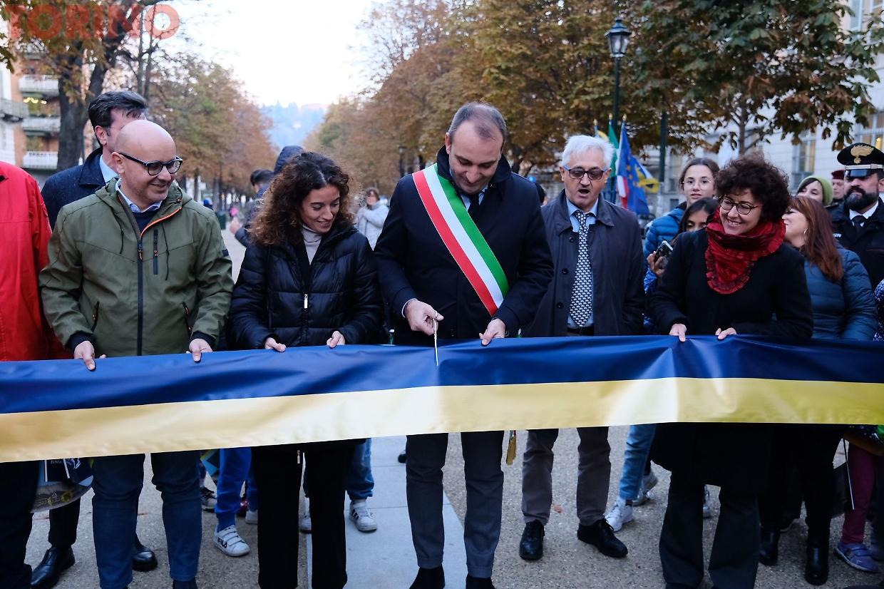Taglio del nastro in corso Marconi