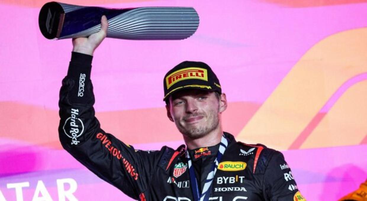 Formula 1, Super Verstappen vince il primo Gp del 2024 in Bahrain. Secondo Perez, terzo Sainz. Leclerc giù dal podio