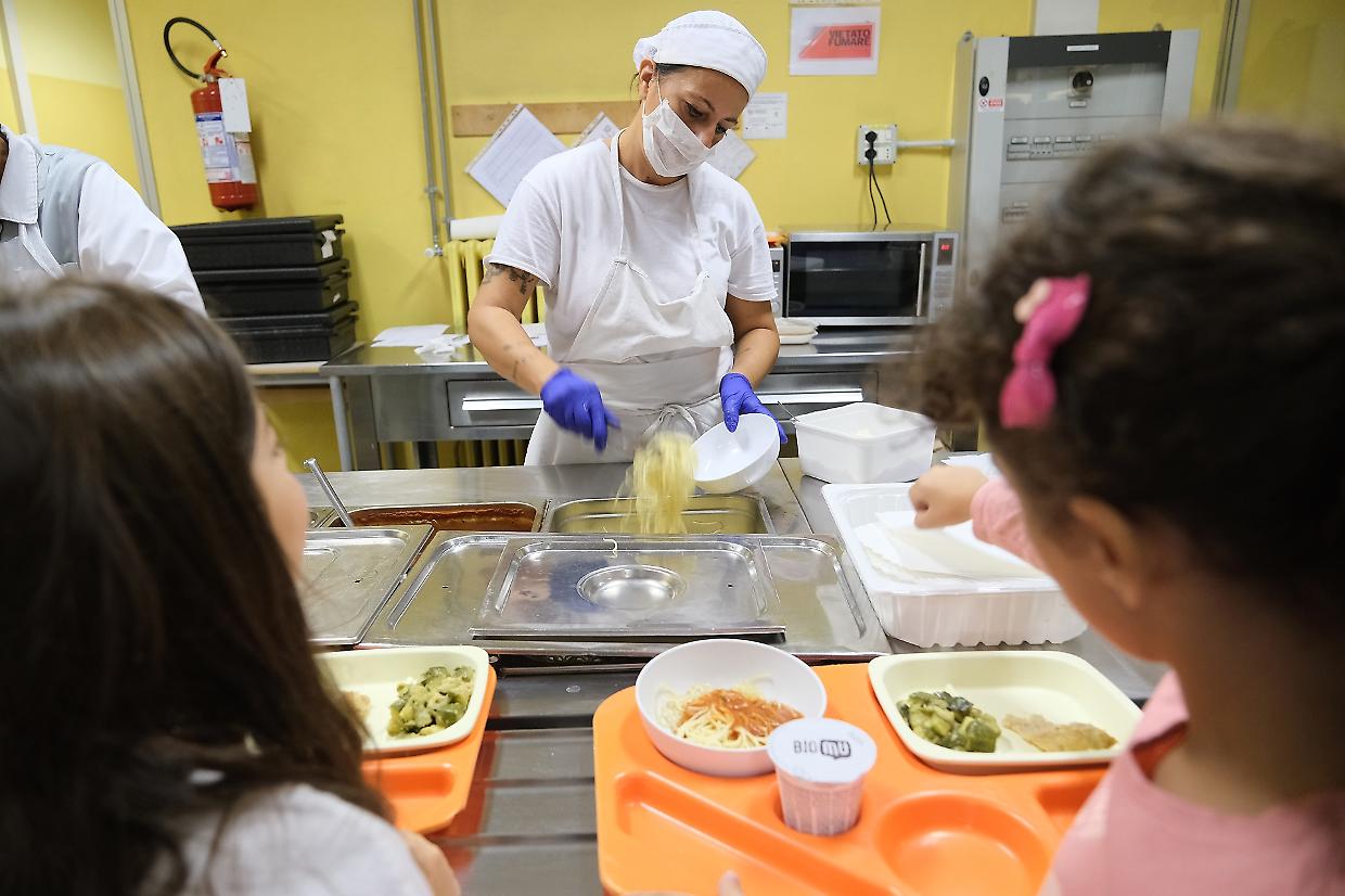 In tavola il menù invernale per le scuole