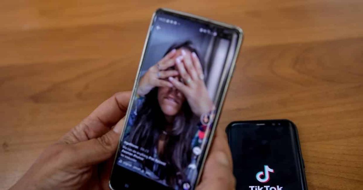 Il giovanissimo è morto a soli 13 anni, forse vittima di una challenge