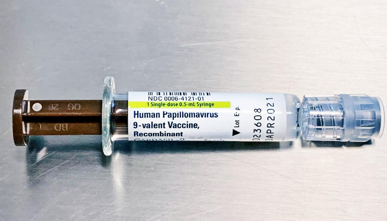 Papilloma virus, vaccini gratis per gli adolescenti