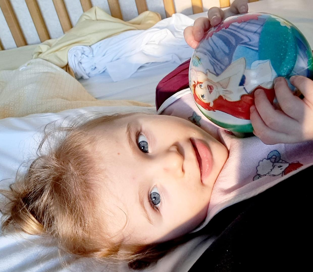 Nora ha la sindrome di Angelman