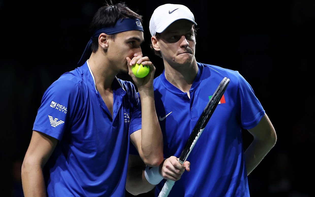 Sinner-Sonego, che storia: battuta la Serbia di Djovovic!  Ora la finale di Davis Cup