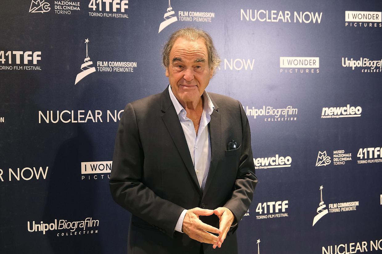 Il regista premio Oscar Oliver Stone ospite d'onore al Tff: da JFK a Putin, una masterclass tra cinema e impegno sociale