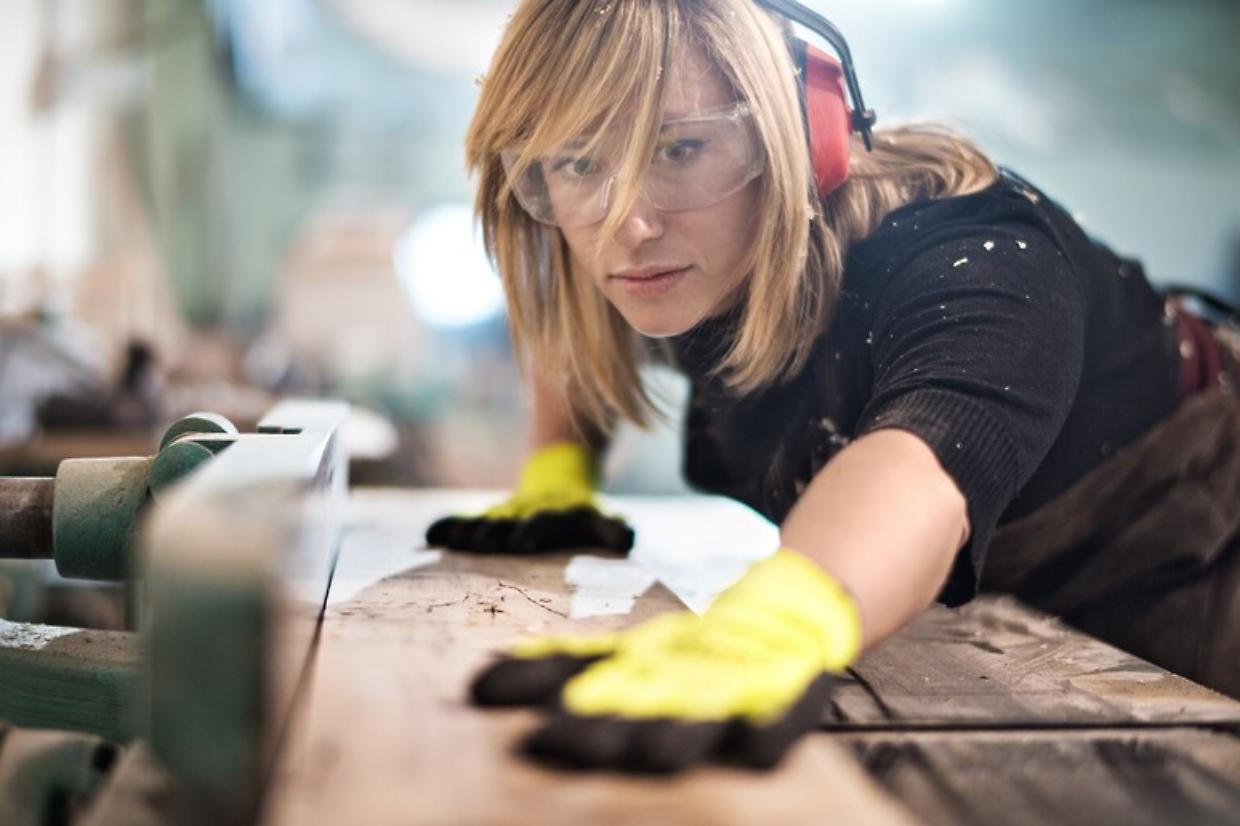Le donne beffano gli uomini sul lavoro a Torino
