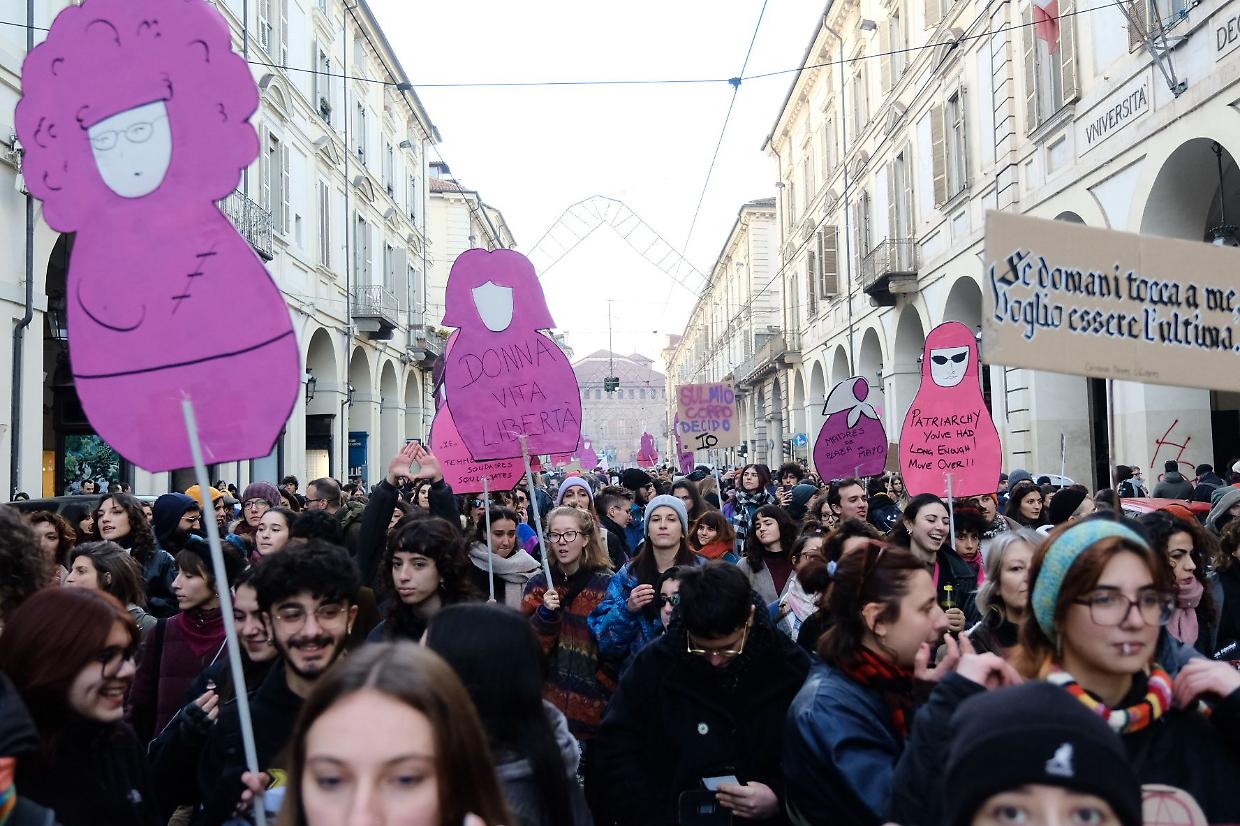 La manifestazione in piazza