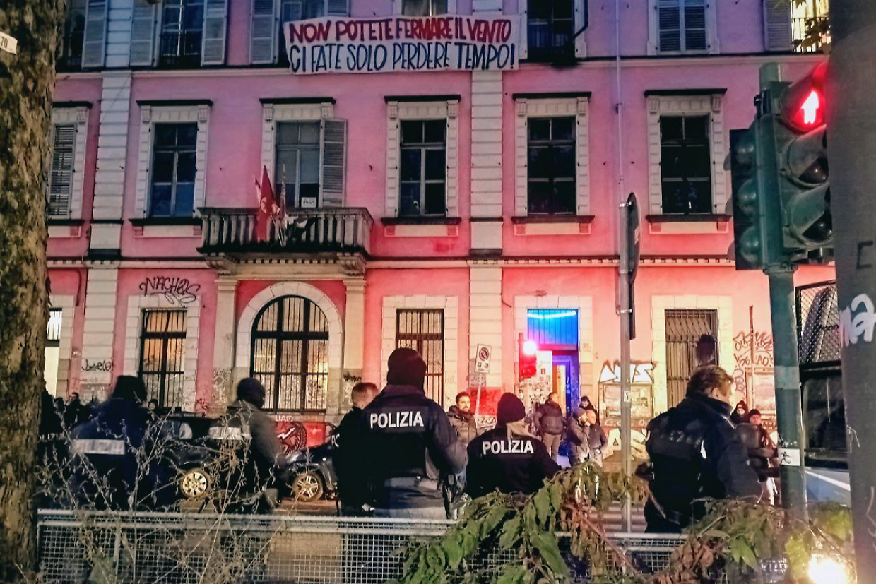 Il centro sociale Askatasuna di corso Regina Margherita 47