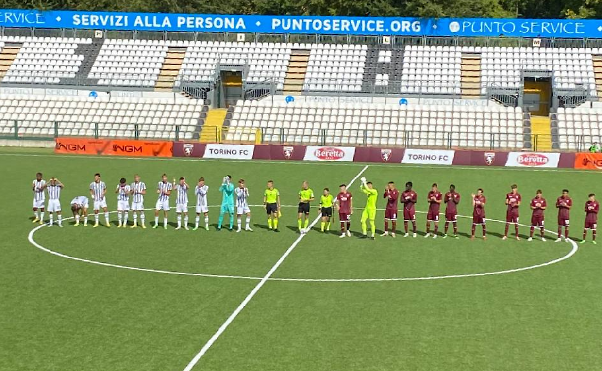 Franzoni trascina il Toro alla vittoria nel derby contro la Juventus: la doppietta fa esplodere la festa granata