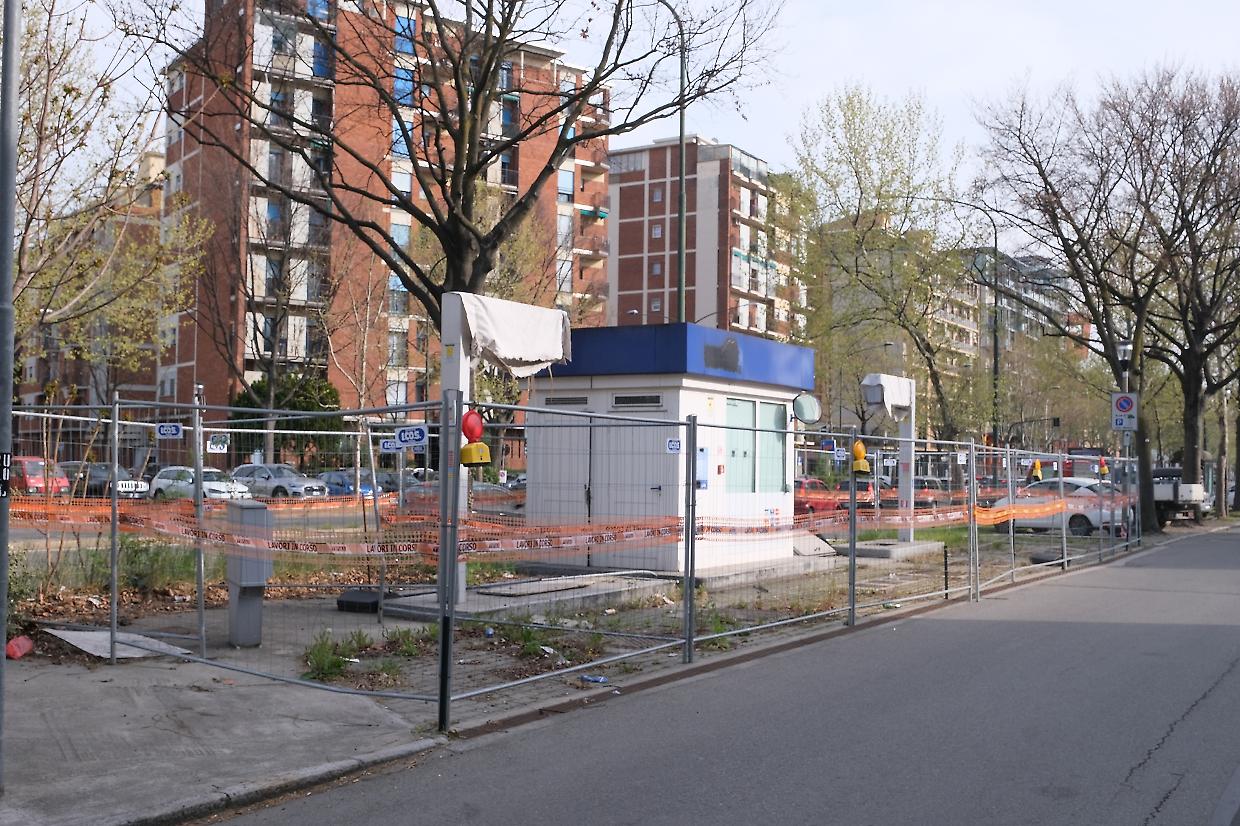 «Ogni anno chiudono 23 pompe di benzina a Torino». Ecco perché i benzinai stanno sparendo