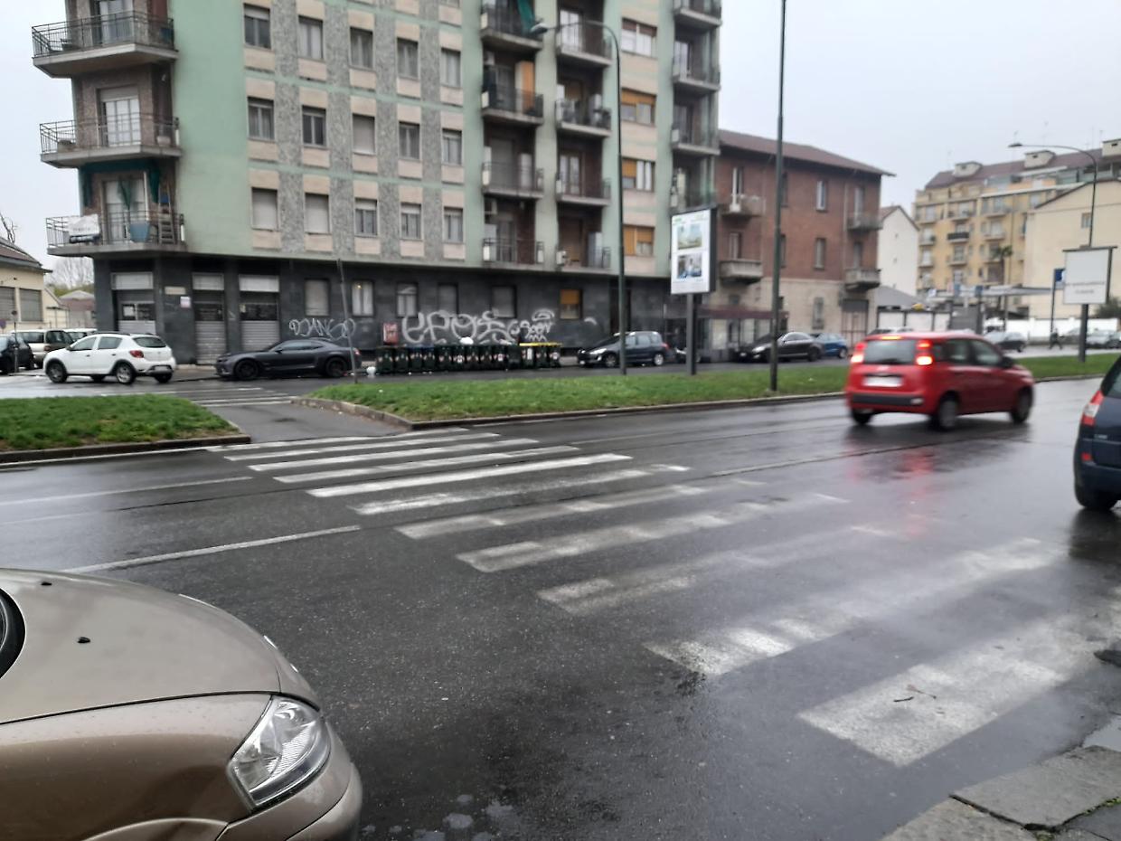 "Attraversamenti pericolosi, serve la segnaletica"