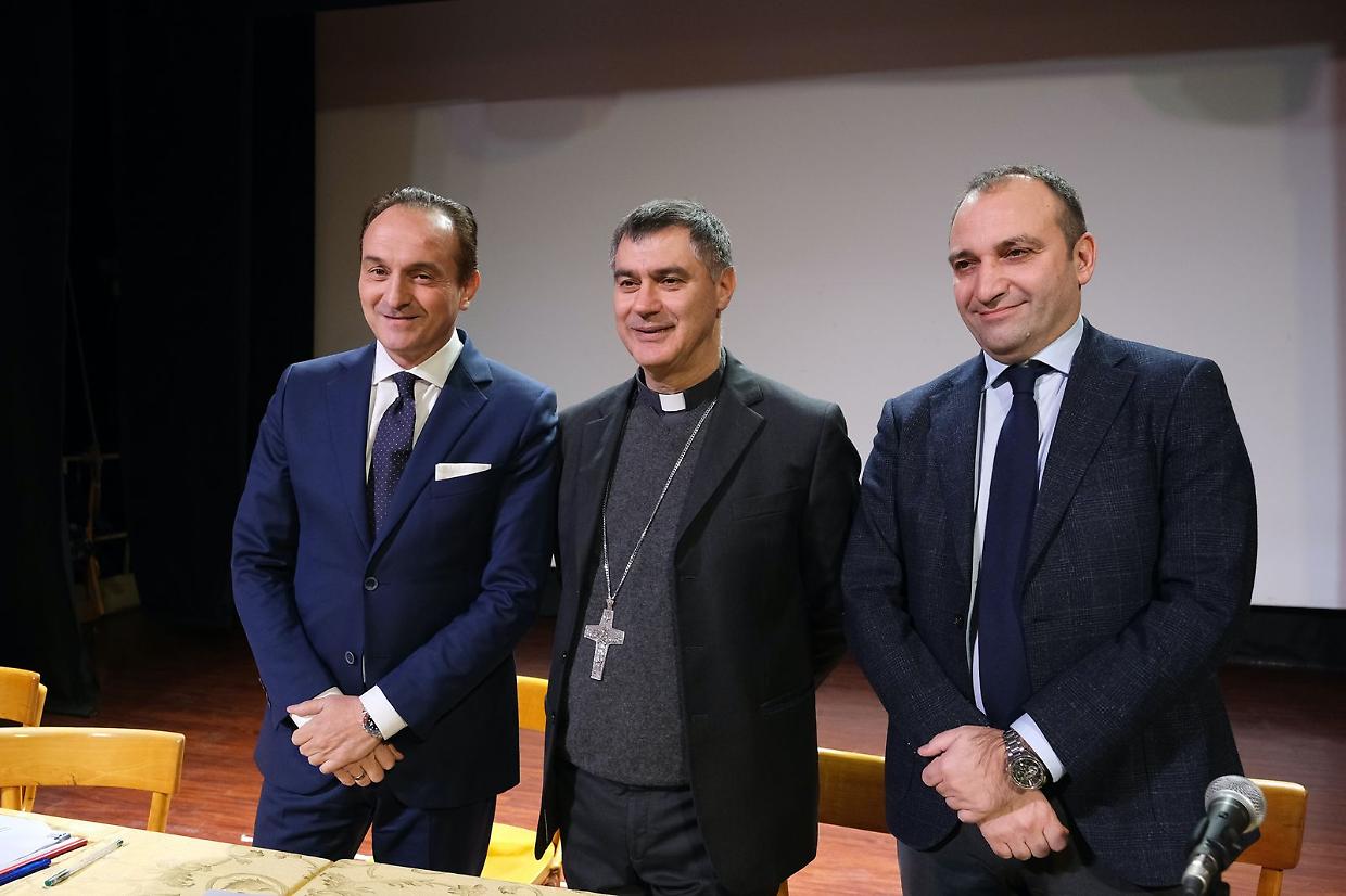 l'arcivescovo Repole, il sindaco Lo Russo e il governatore del Piemonte Cirio