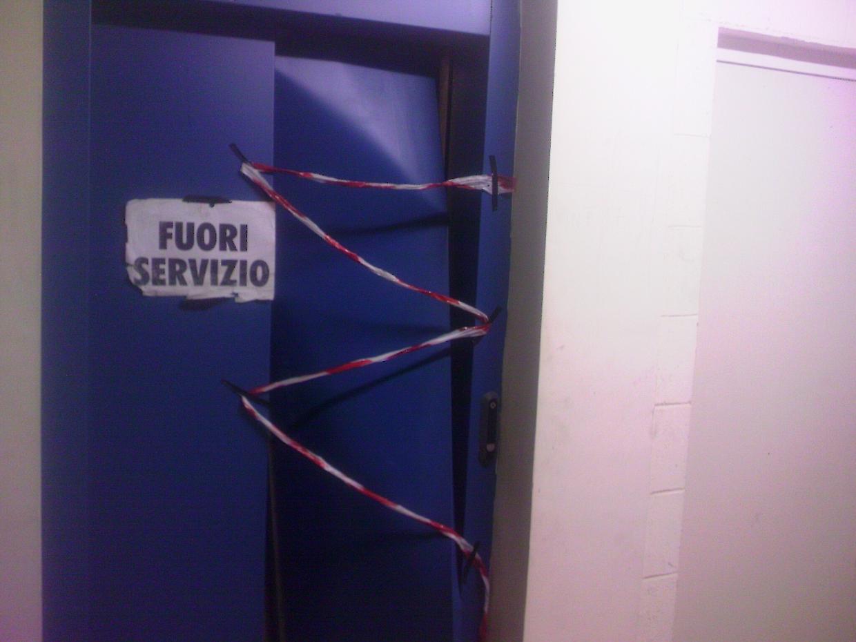ascensori fermi