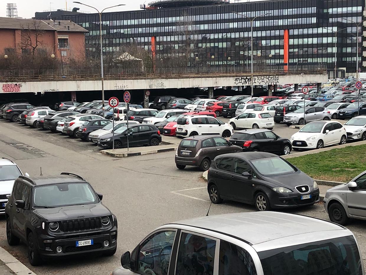  parcheggio D’Annunzio