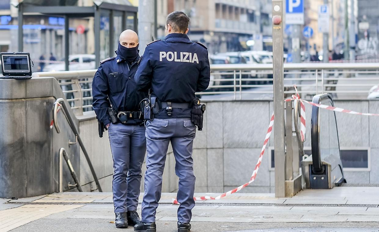 Rissa con la mannaia in metro, c'è una svolta dopo l'aggressione misteriosa