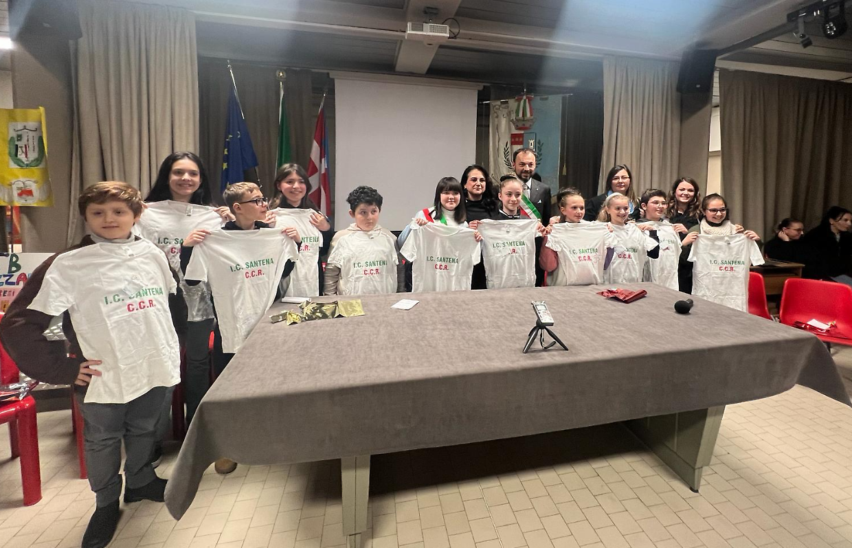 La nuova sindaca? Si chiama Daria  e fa le elementari