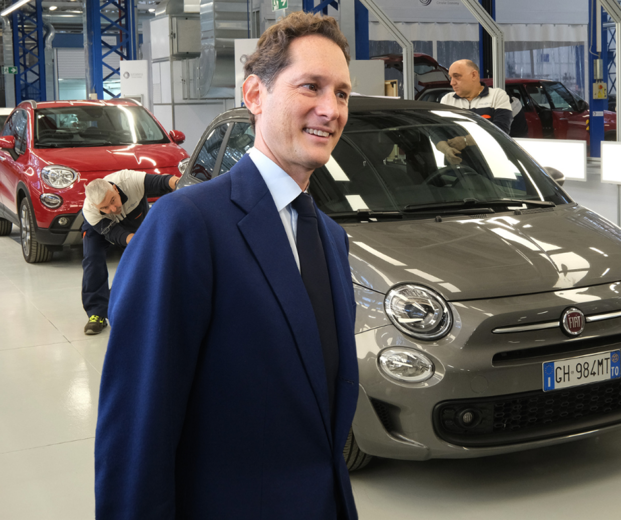 Stellantis: prima gli azionisti. Ecco quante auto ha tagliato