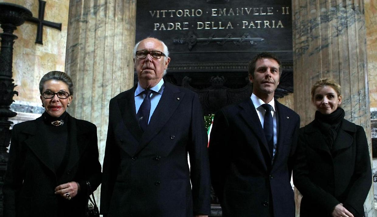 Funerali "blindati" in Duomo per Vittorio Emanuele di Savoia