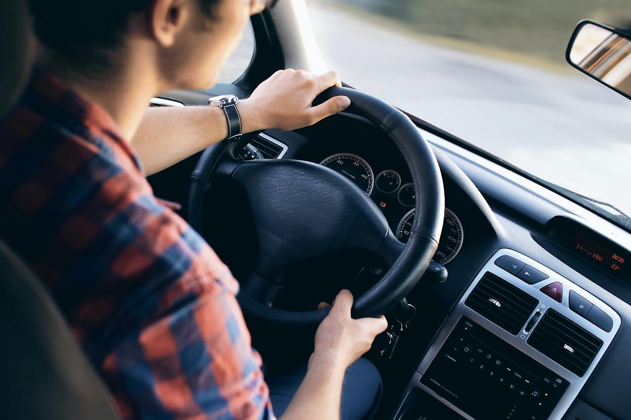 Corso gratuito di guida sicura a Piobesi: aperte le iscrizioni