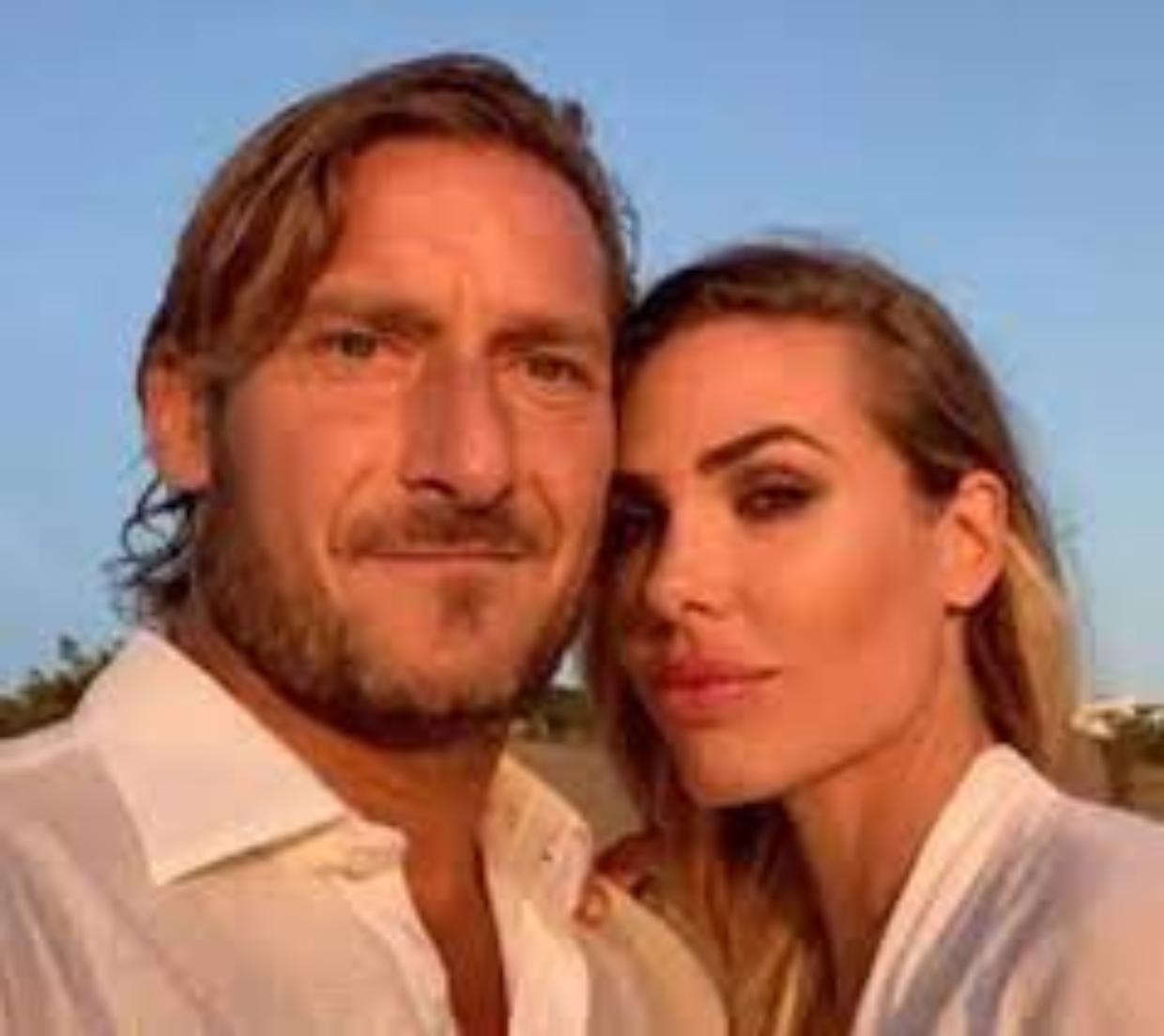 Lei è ricca», ecco perché Totti taglia l’assegno ai figli