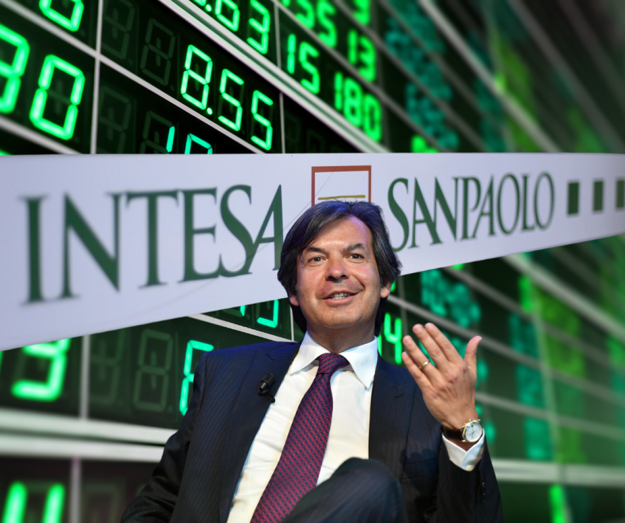 Il Balzo di Intesa Sanpaolo: Un Trionfo Finanziario