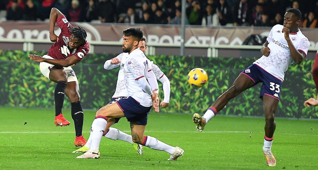 Duvan Zapata è ancora tra i migliori contro la Fiorentina