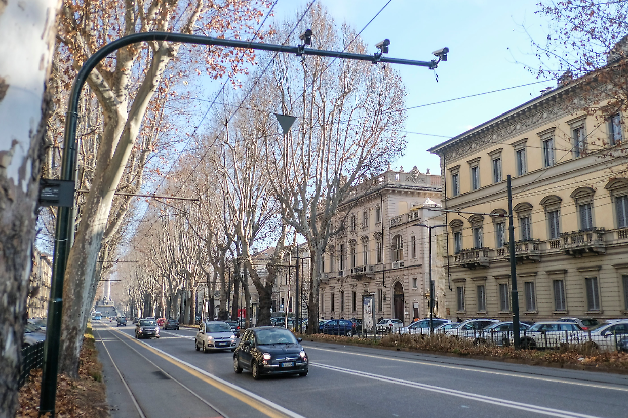 I t-red che si trovano in corso Vittorio Emanuele II