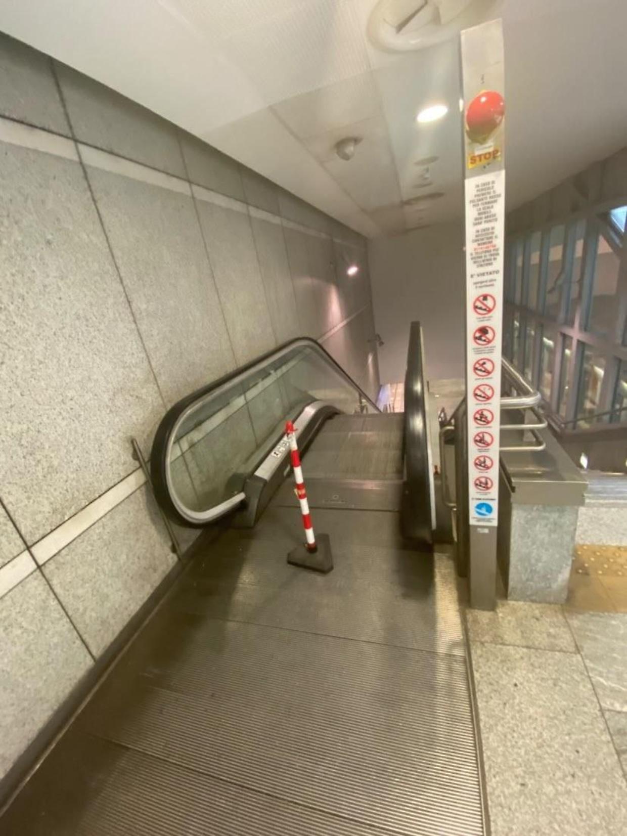 Scale mobili alla stazione di Fermi (Fonte Amico Reporter)