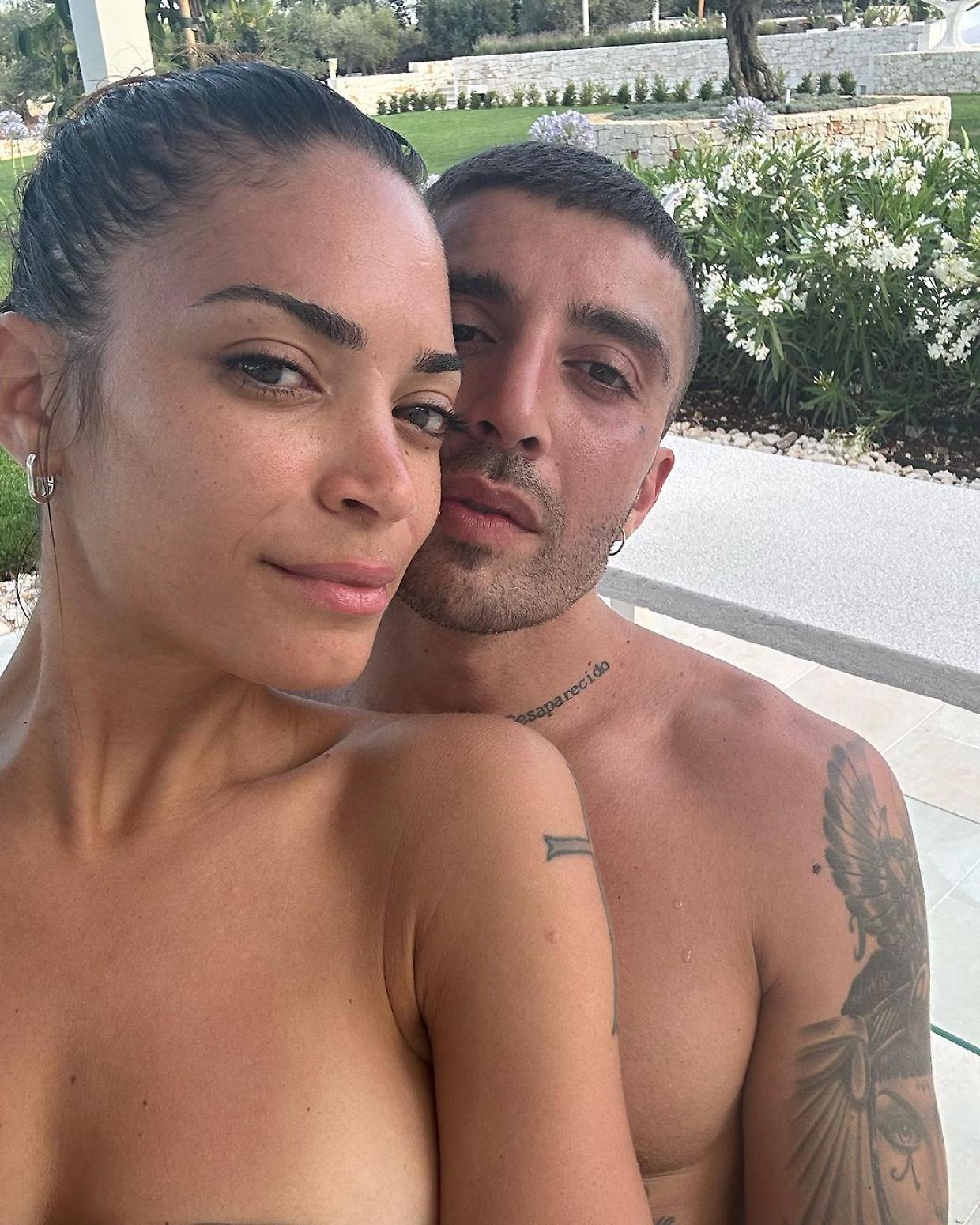 Elodie, ora spunta l&rsquo;anelloIannone &egrave; pronto per il s&igrave;