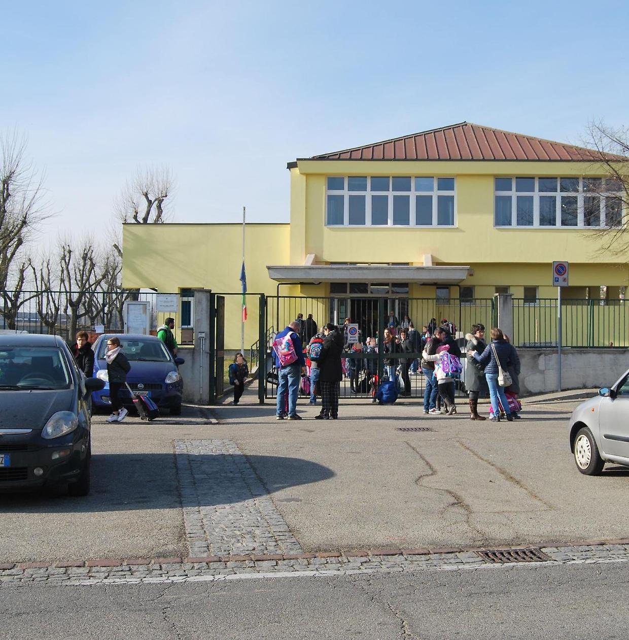 La scuola di Pessione
