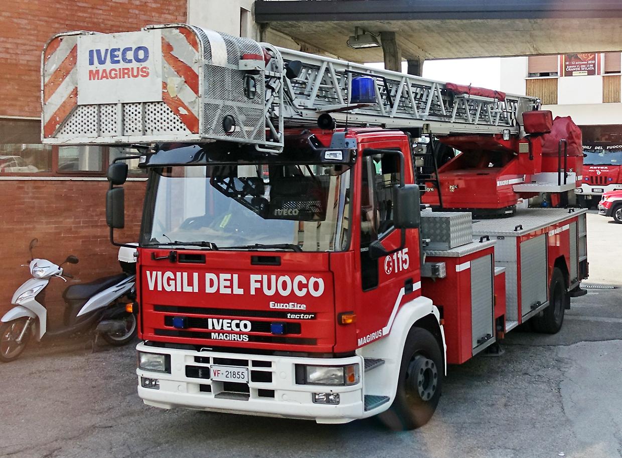 Iveco Group "taglia" i camion dei vigili del fuoco: cosa dicono i sindacati