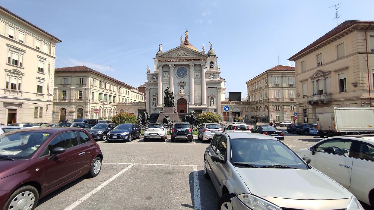 La prima simbolo del borgo diventa pedonale