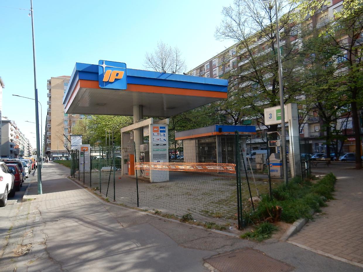 Da distributore di benzina a discarica,