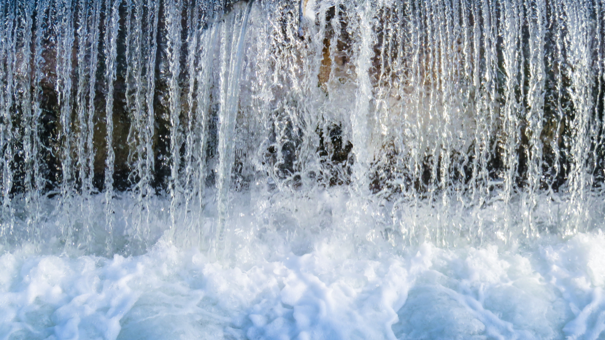 L’acqua: fonte di vita e motivo di conflitto