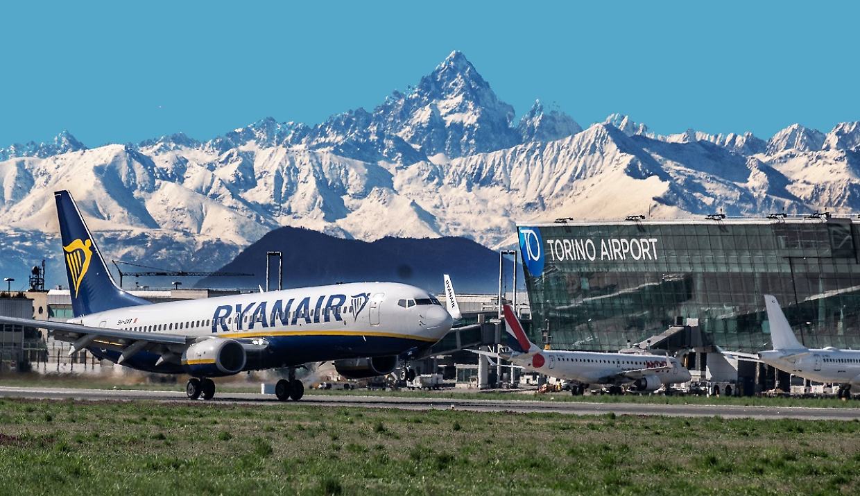 Da Torino a Salerno, il 2 agosto decolla il nuovo collegamento Ryanair dall'aeroporto di Caselle