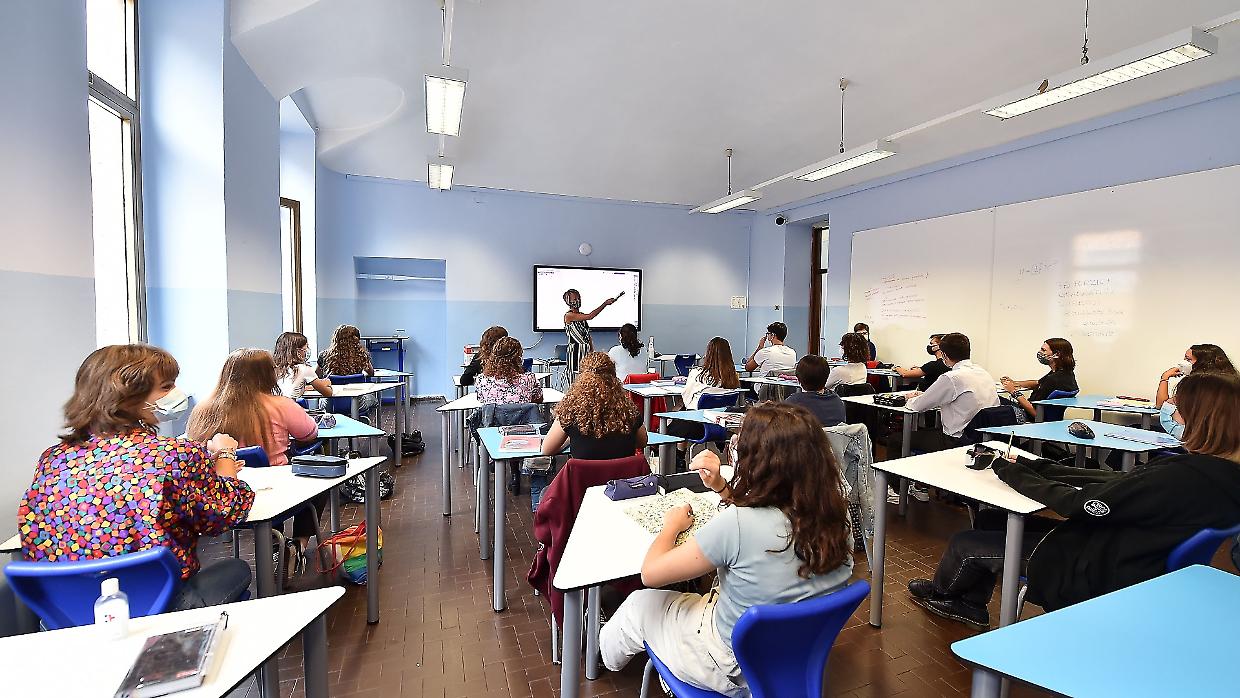 Scuola, ecco il nuova calendario: 205 giorni di lezione e tre "ponti" In Piemonte si parte l'11 settembre