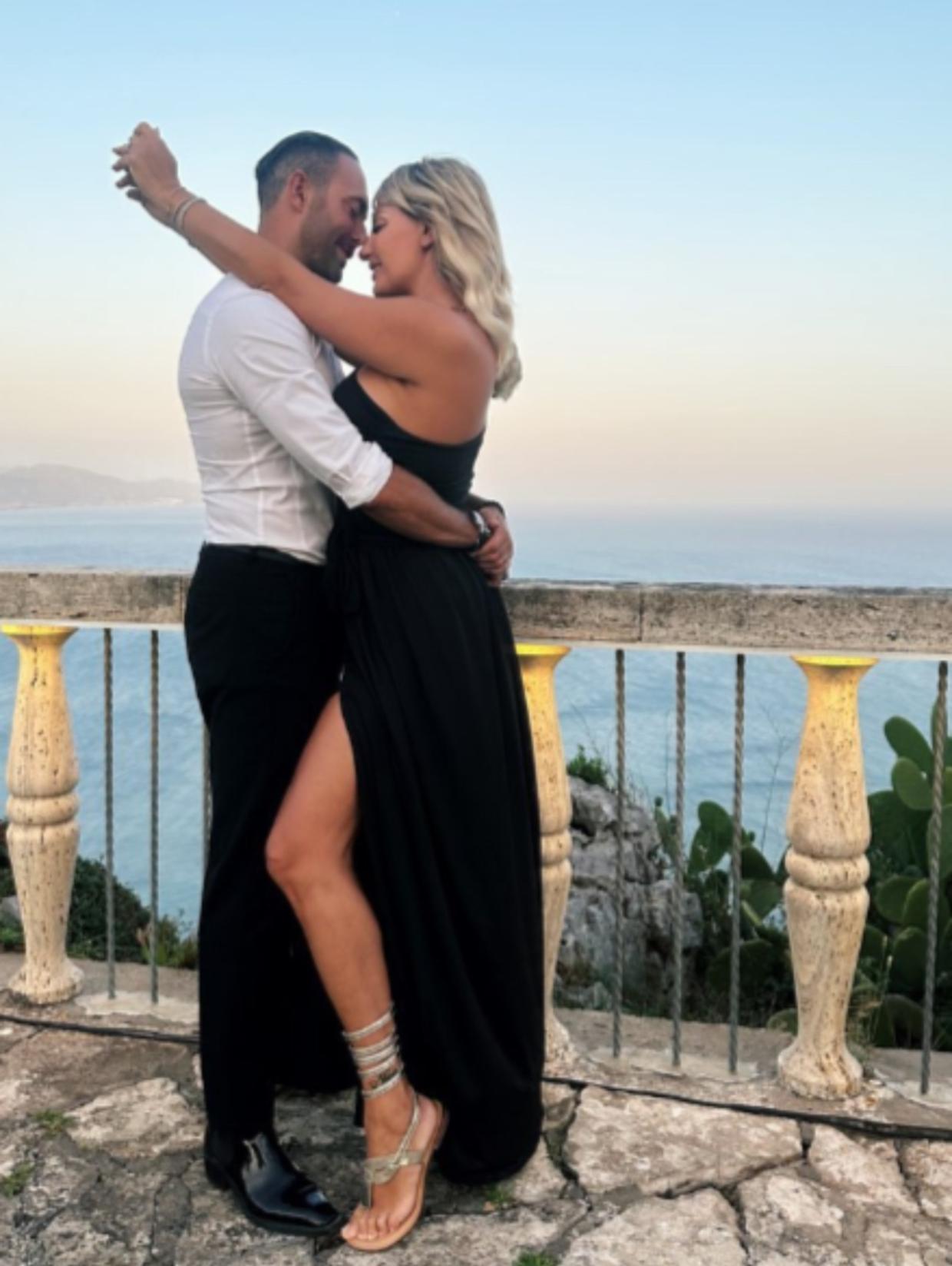 Manila Nazzaro e il matrimonio «Alle nozze cambierò 4 abiti»