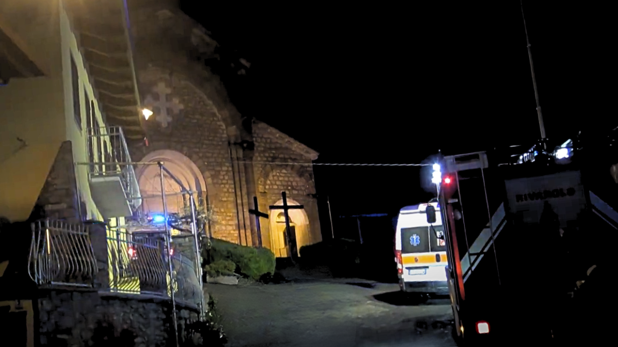 Fuga di gas durante la messa di Pasqua: fedeli intossicati, panico in Canavese