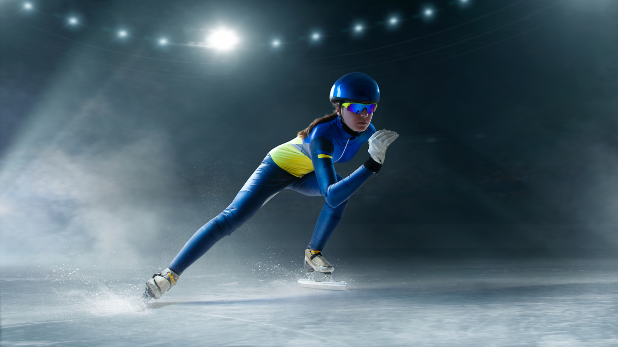 Lo short track è un tipo di pattinaggio su ghiaccio basato sulla velocità