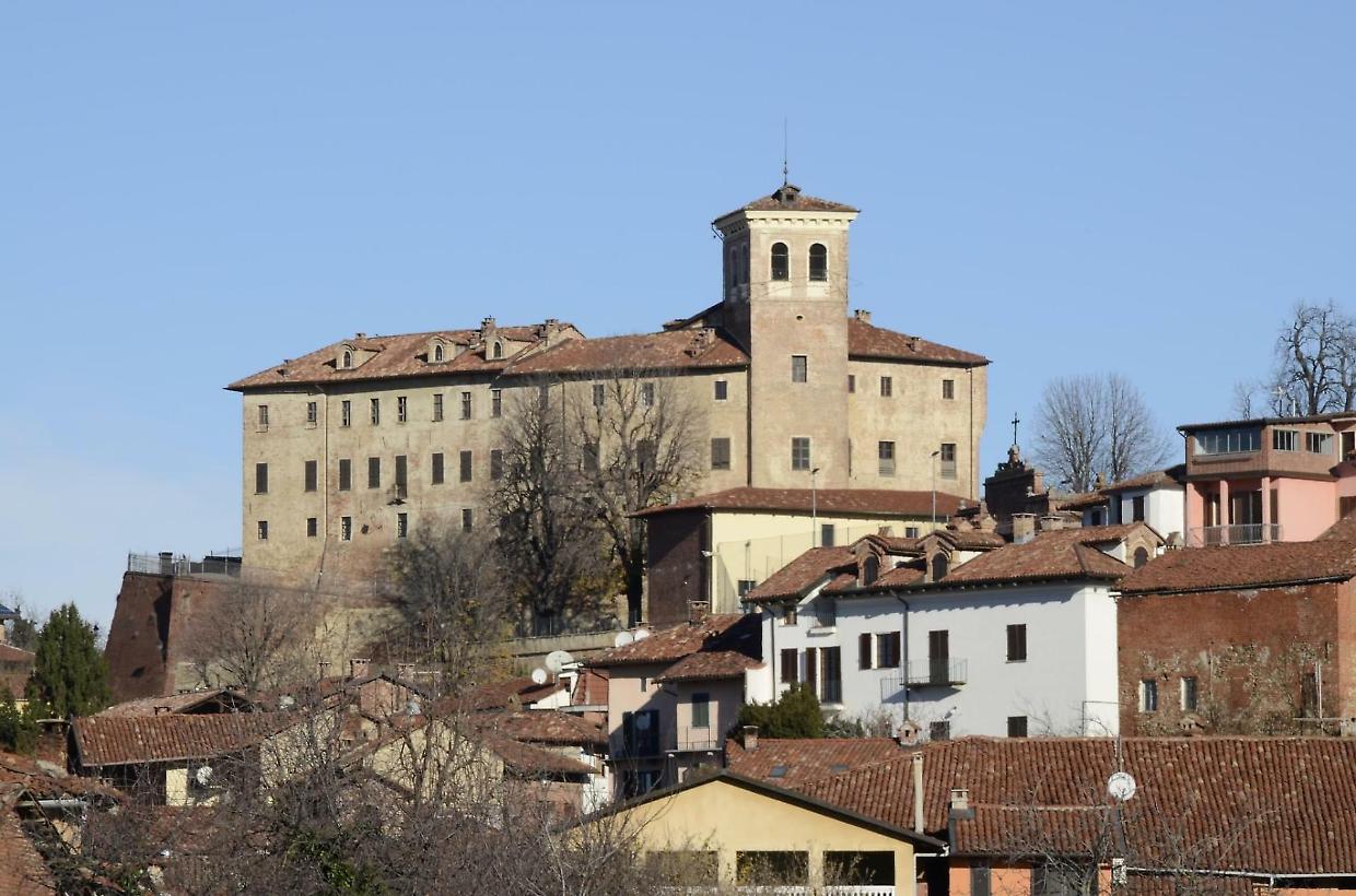 Intesa Moncucco-Regione per il recupero dello storico castello