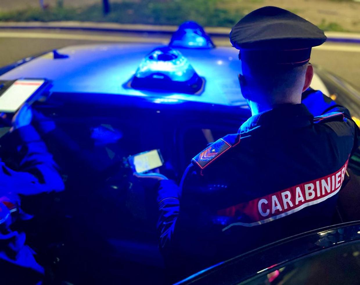 Lanzo, quattro giovani denunciati per un pestaggio punitivo