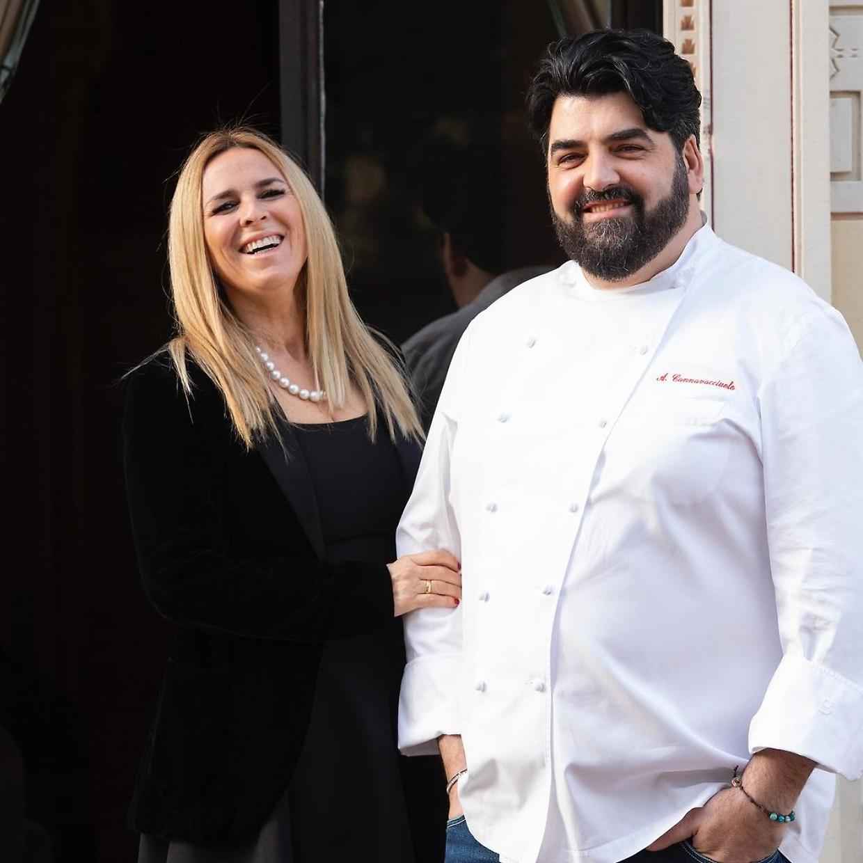 Antonino Cannavacciuolo e sua moglie Cinzia Primatesta