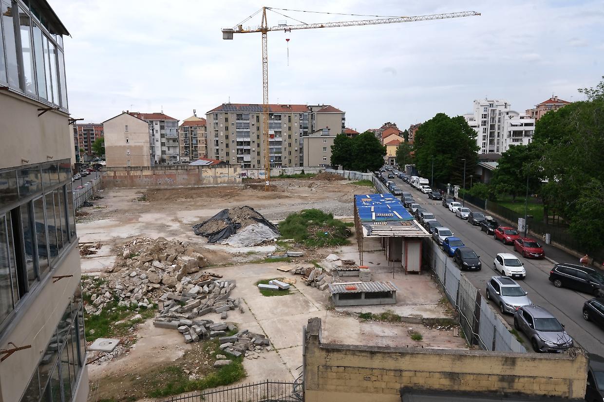 Ex Ghibaudi, sì alla demolizione dell’area: