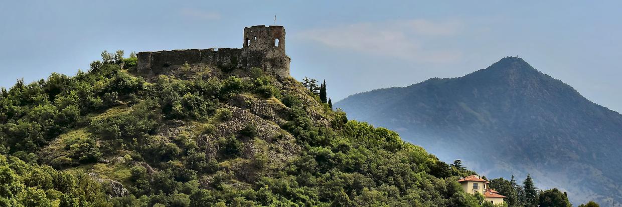 "Bagliori al Castello": Avigliana invita a fare un viaggio nel tempo fra storia, leggende e musica